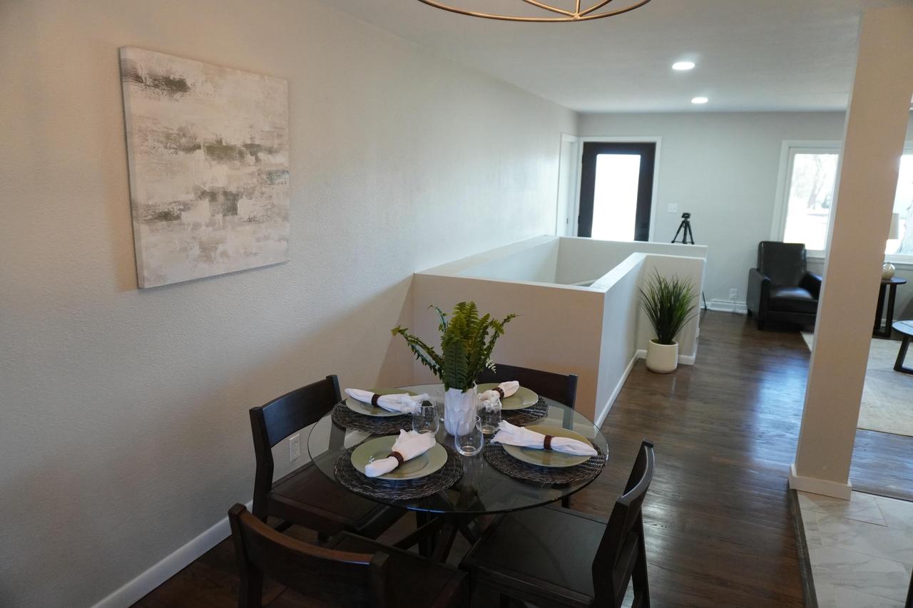 3885 Glen Echo DRIVE