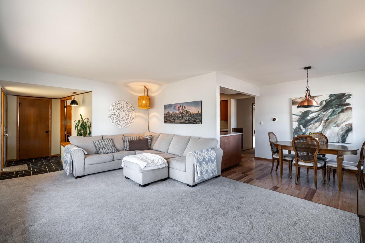 N90W17630 Saint Stevens DRIVE