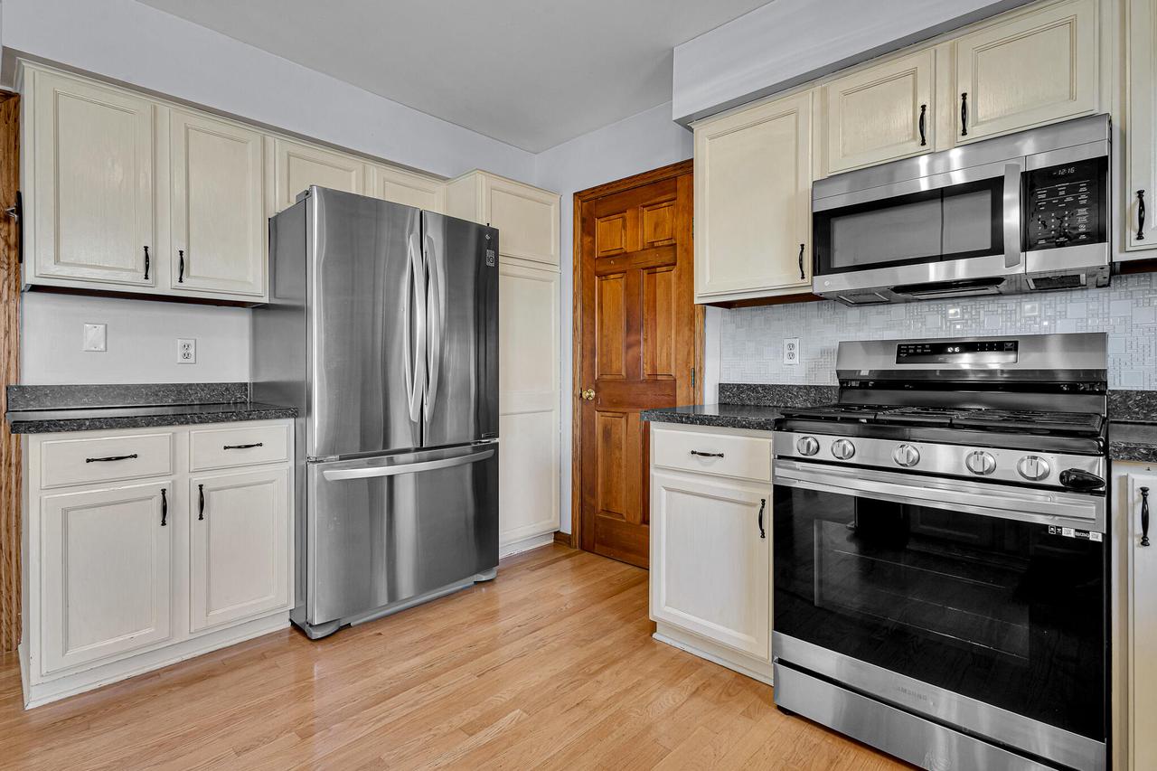 N53W14170 Invery DRIVE