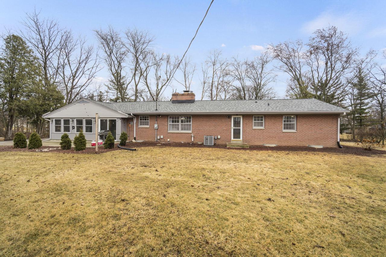 S64W12674 Tennyson LANE