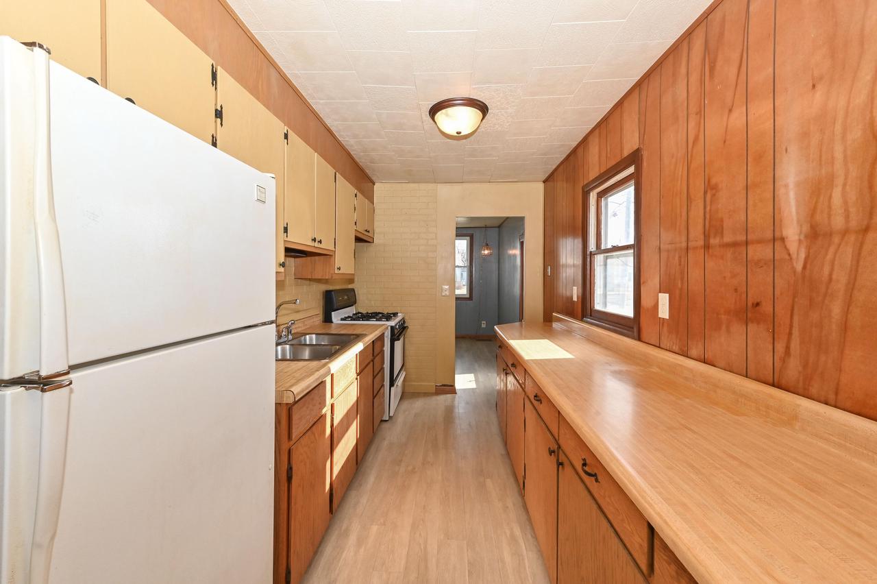 3423 South 65th STREET