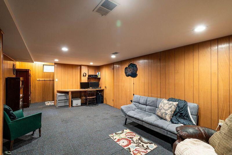 2557 North 95th STREET