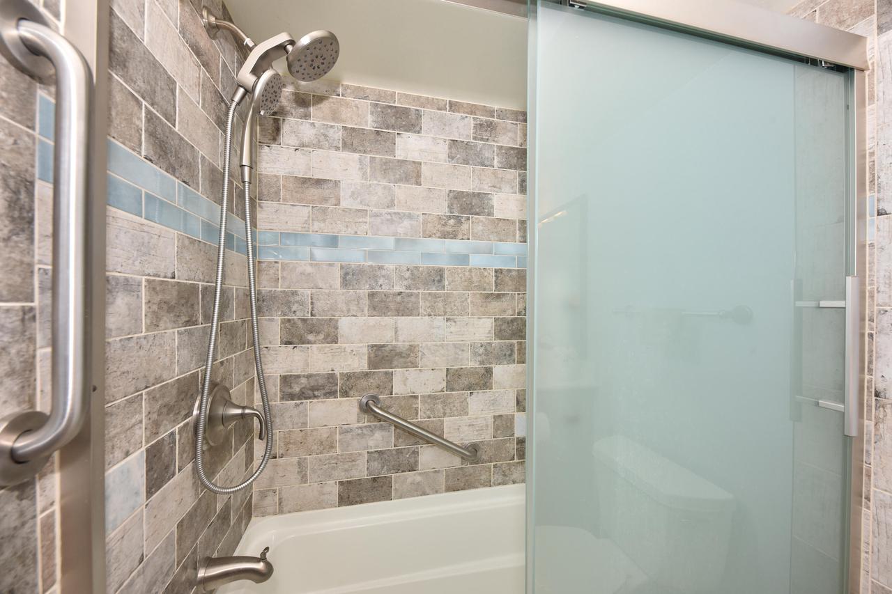 4417 South Greenridge CIRCLE B