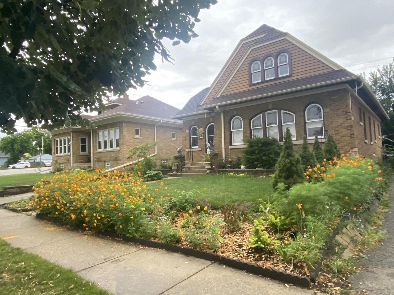 2327 North 73 STREET