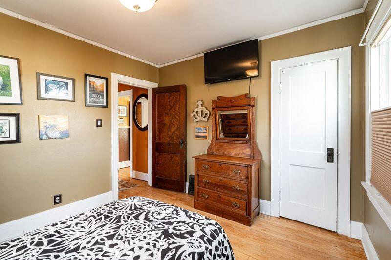 2327 North 73 STREET