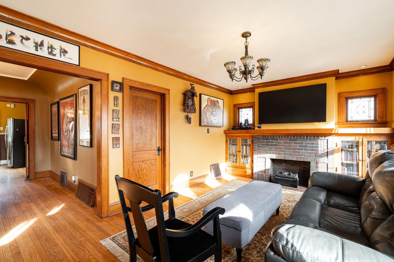 2327 North 73 STREET