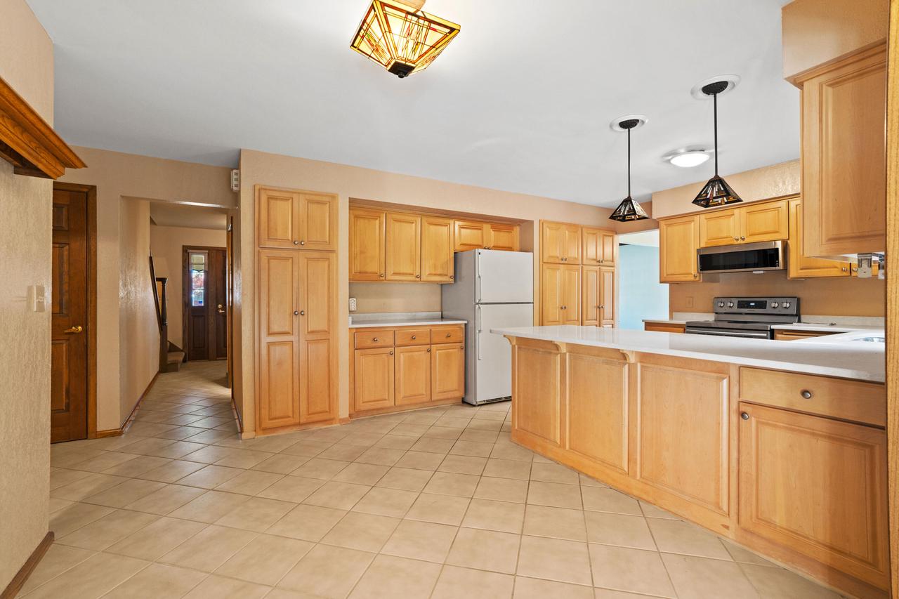 9029 Greenacre COURT