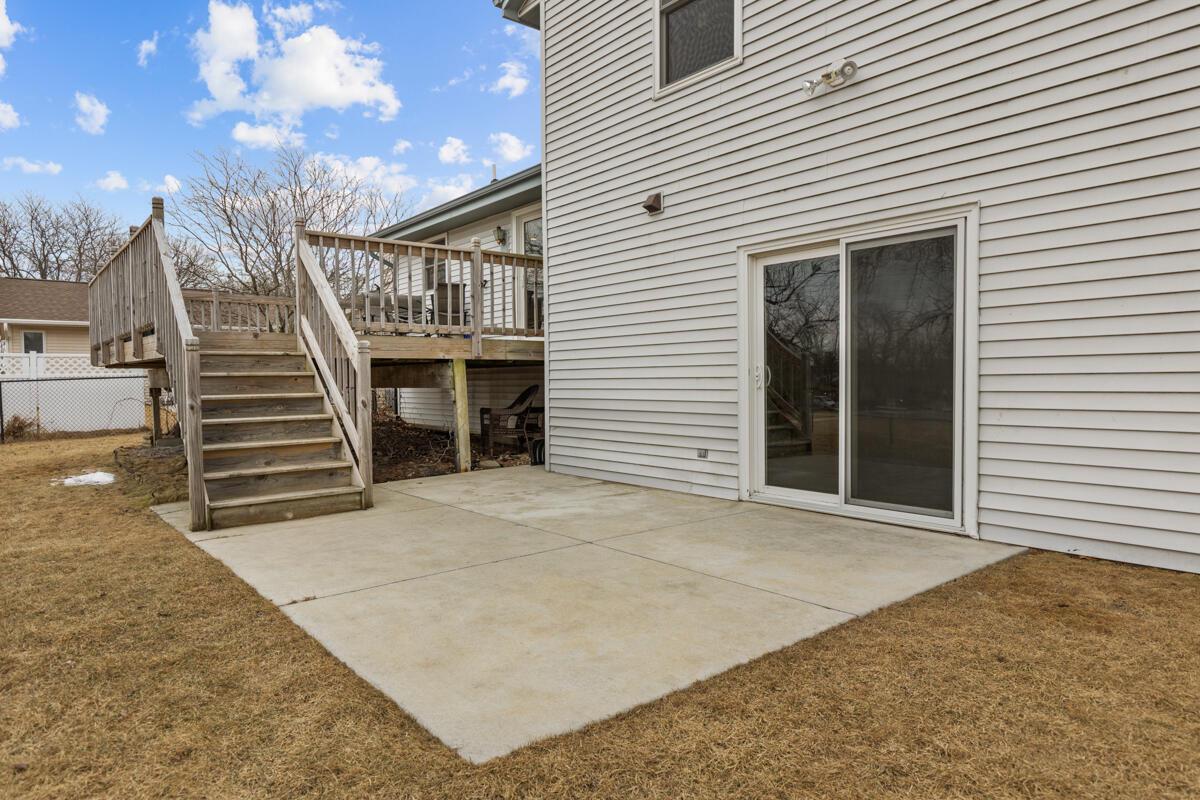 8050 West Plainfield AVENUE