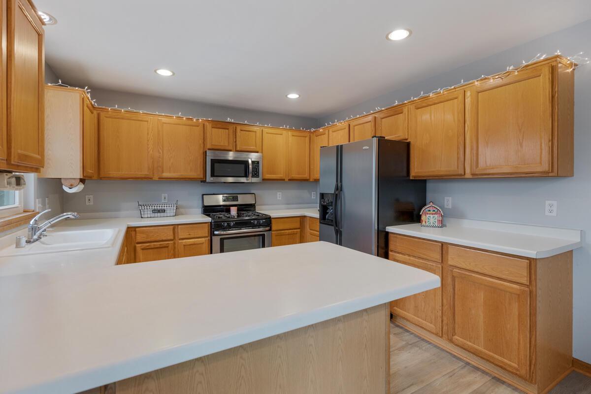 8050 West Plainfield AVENUE