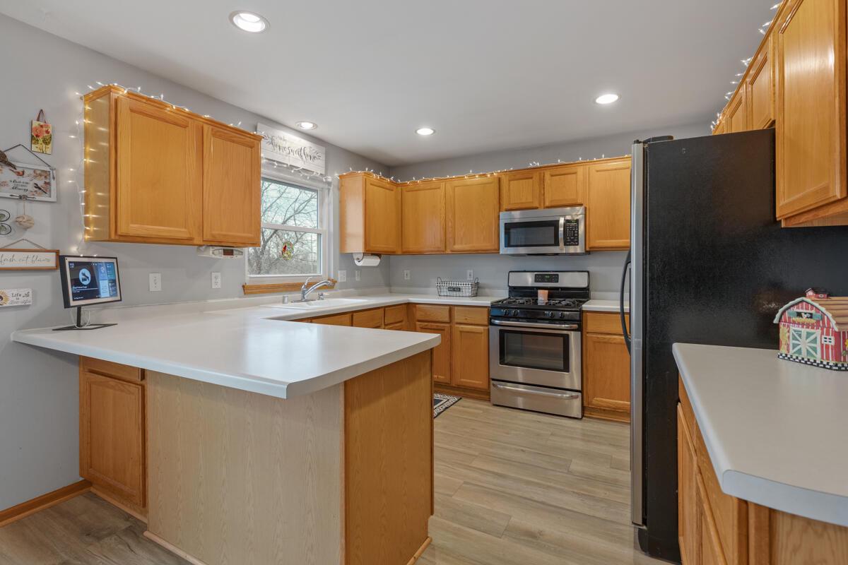 8050 West Plainfield AVENUE