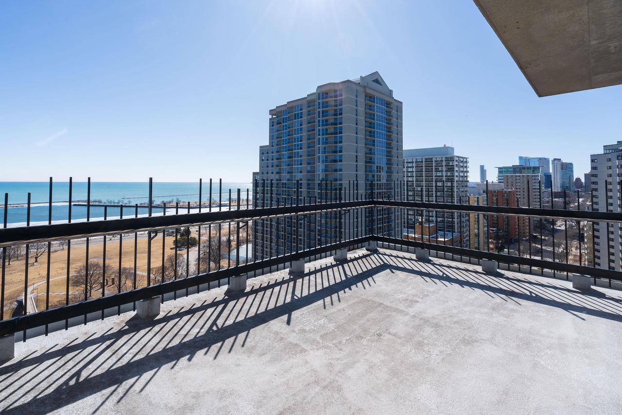 1707 North Prospect AVENUE 10E