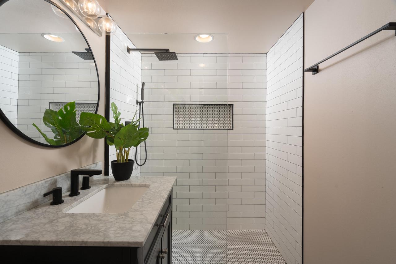 1707 North Prospect AVENUE 10E