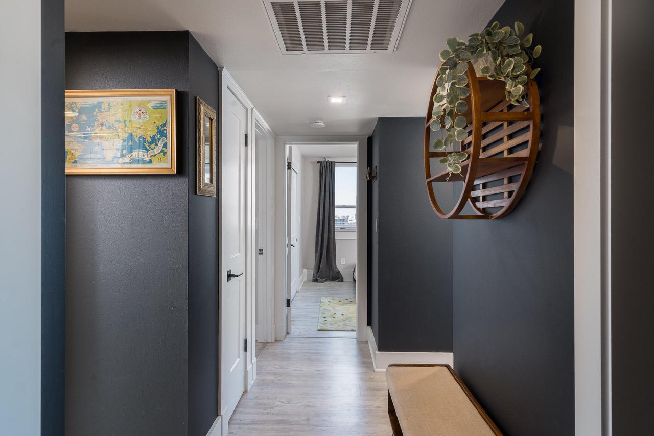 1707 North Prospect AVENUE 10E