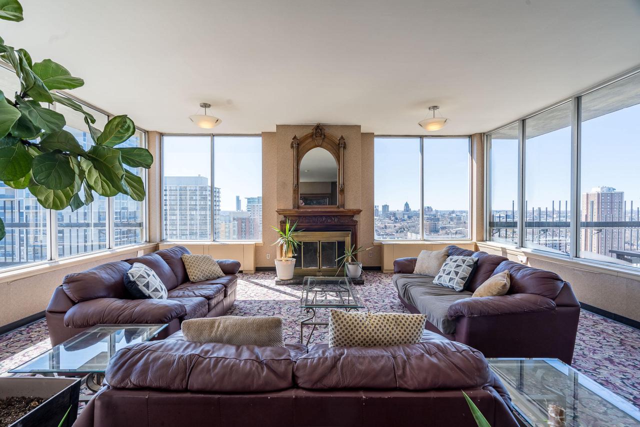 1707 North Prospect AVENUE 10E