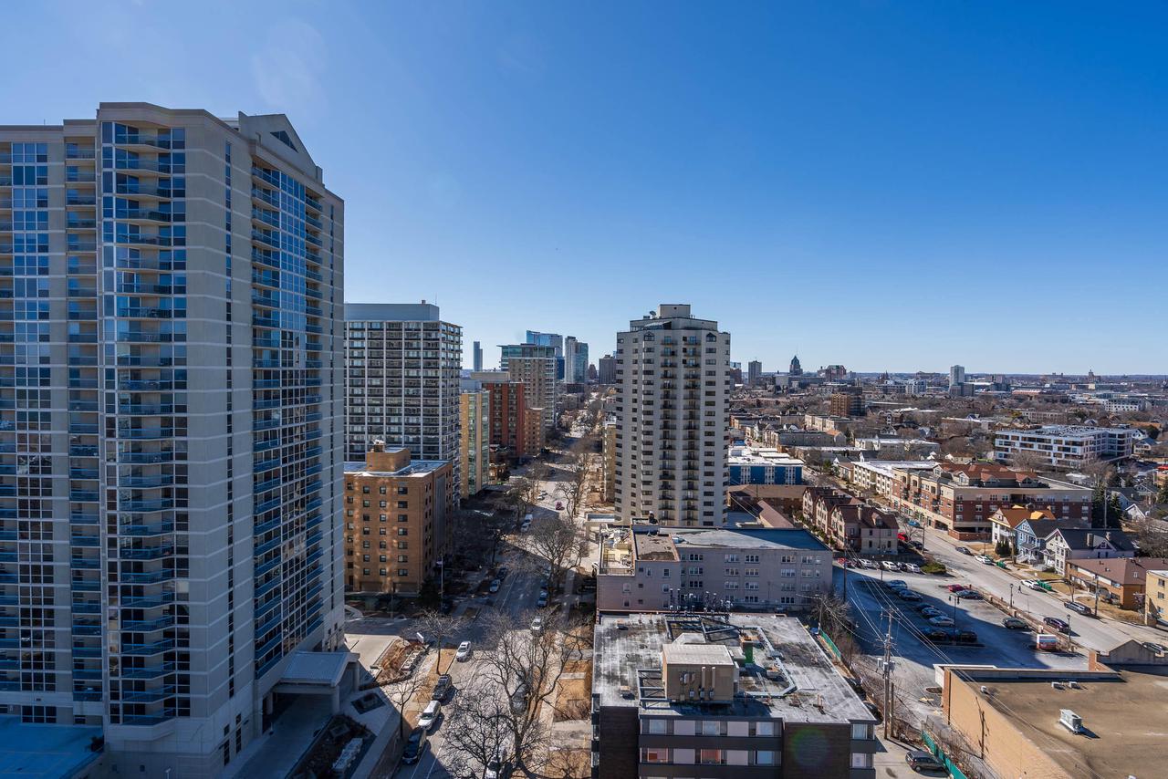 1707 North Prospect AVENUE 10E