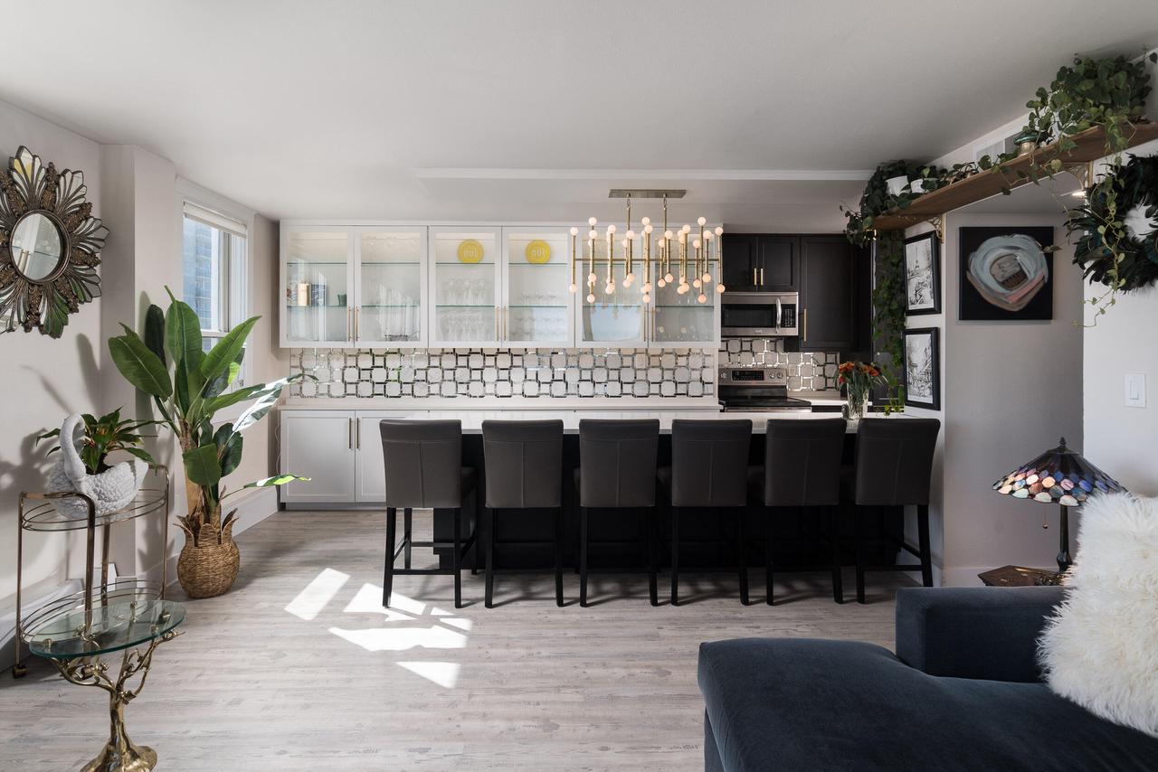 1707 North Prospect AVENUE 10E