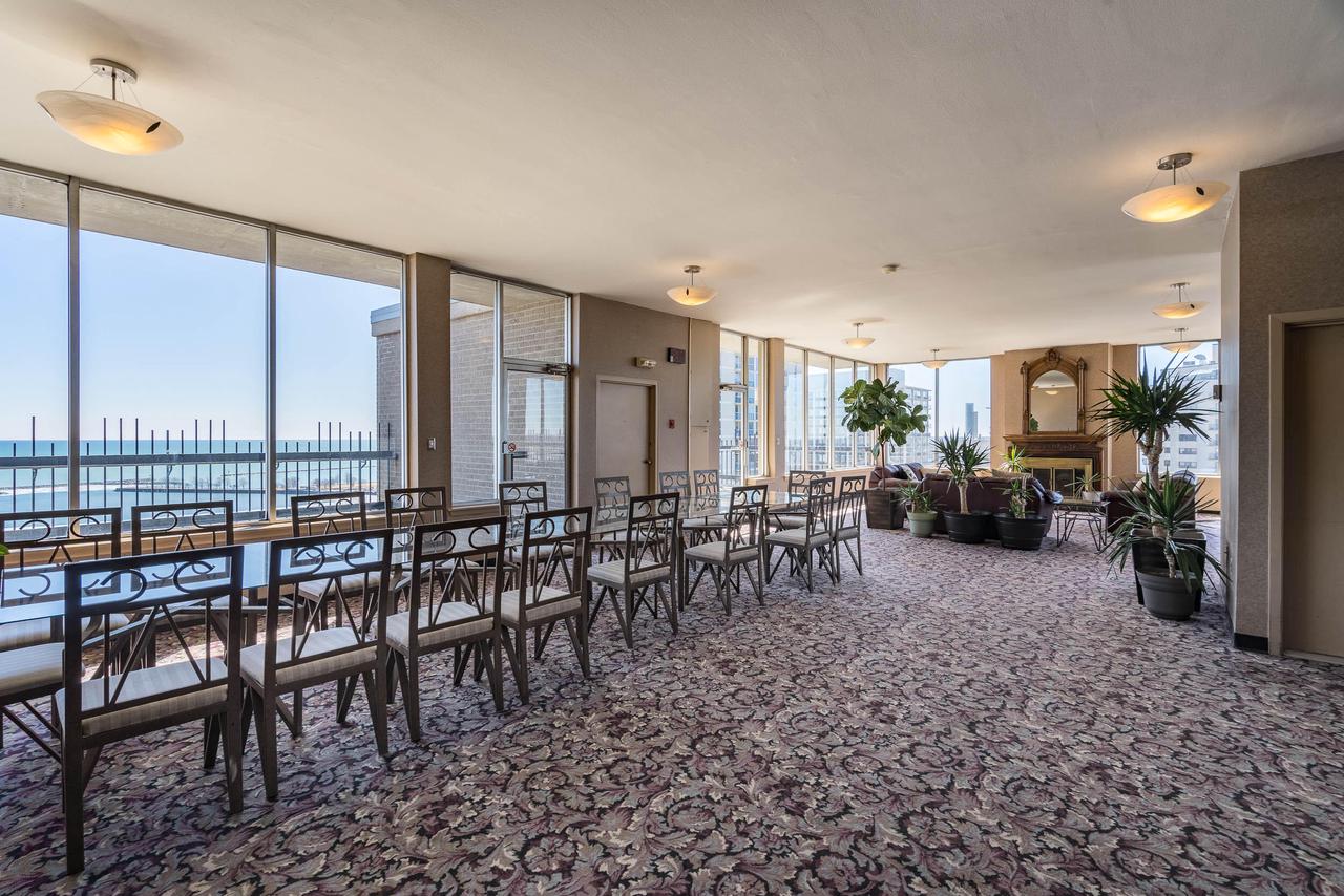 1707 North Prospect AVENUE 10E