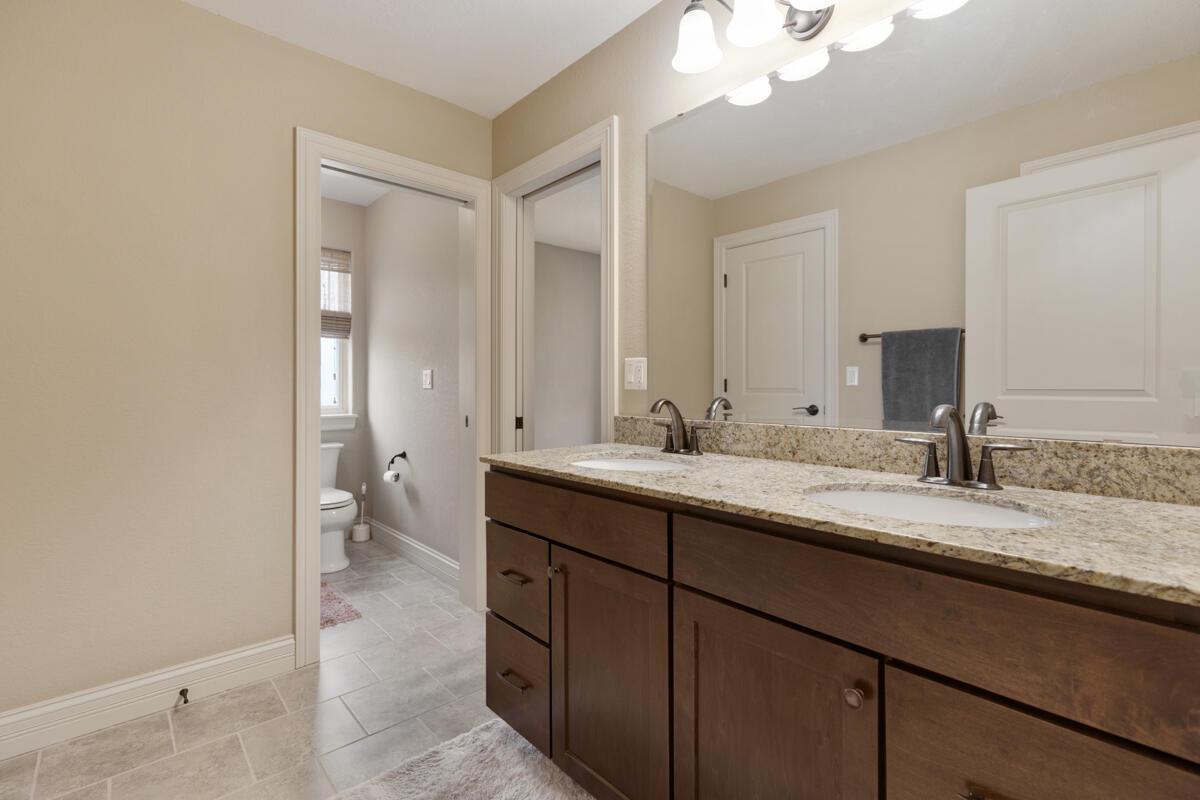 W351N5789 Westshore ROAD