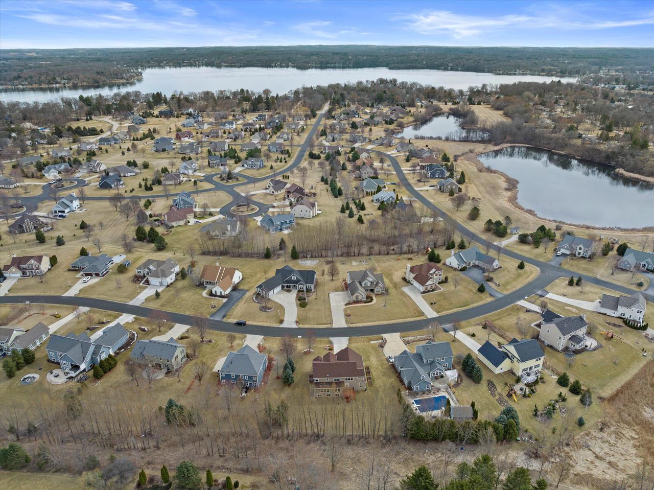 W351N5789 Westshore ROAD