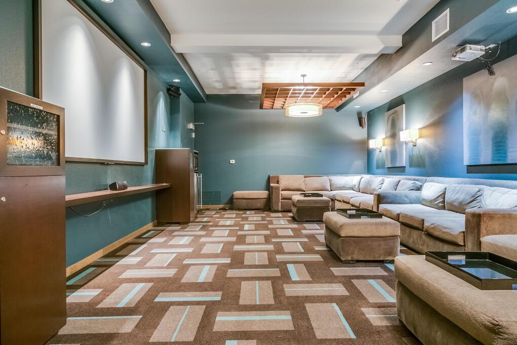 106 West Seeboth STREET 505