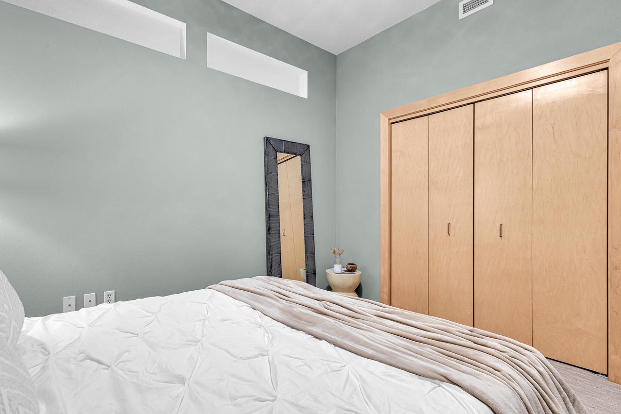 106 West Seeboth STREET 505