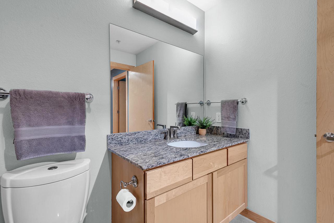 106 West Seeboth STREET 505