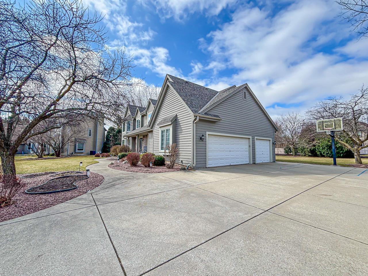 14655 West Meadowshire DRIVE