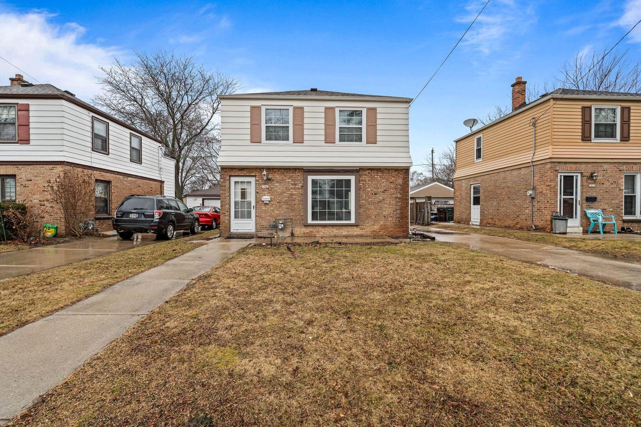 1742 East Eden PLACE