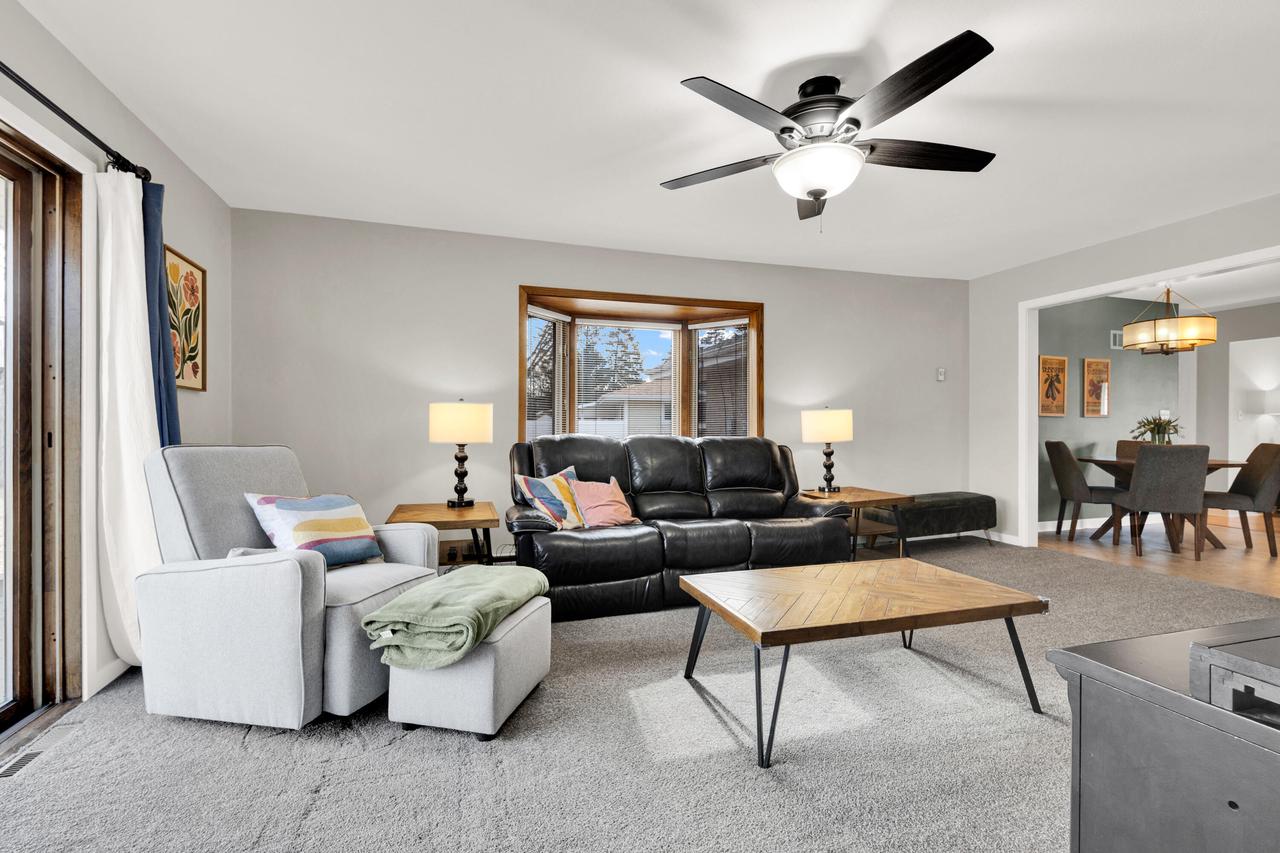 3715 West Acre AVENUE