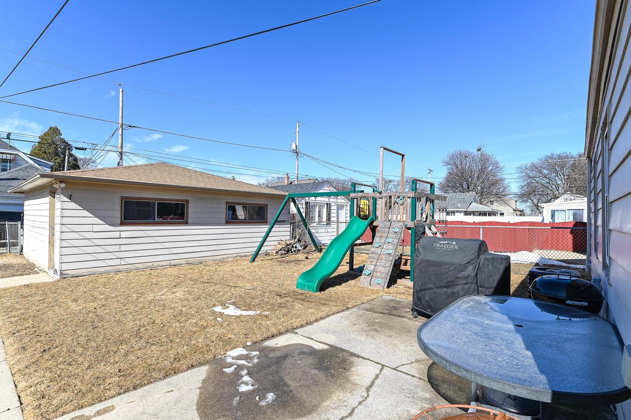 3517 South 18th STREET