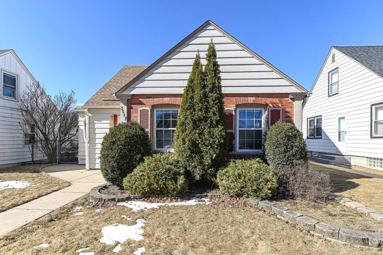 3517 South 18th STREET