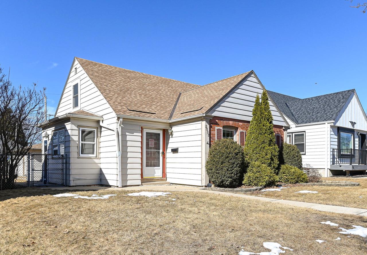 3517 South 18th STREET