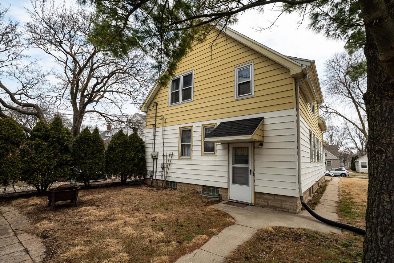 3137 North 90th STREET 3137A