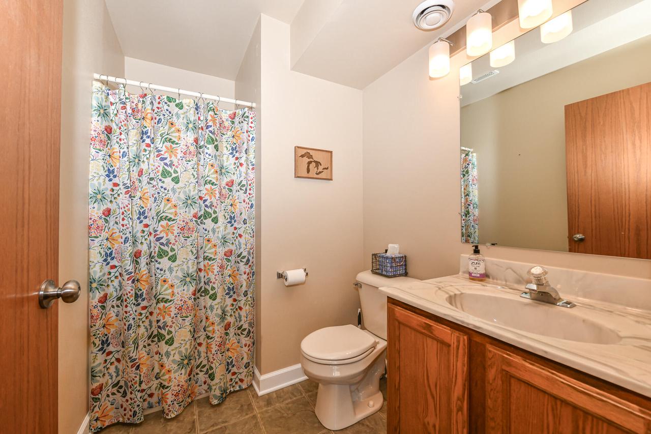 3837 West College AVENUE