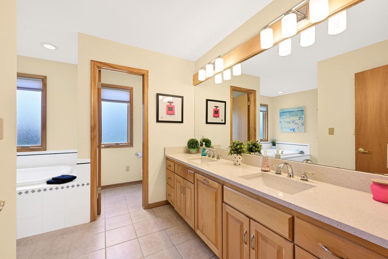 S80W17710 Brennan DRIVE