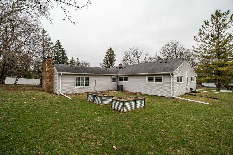 W179S6666 Ranch DRIVE