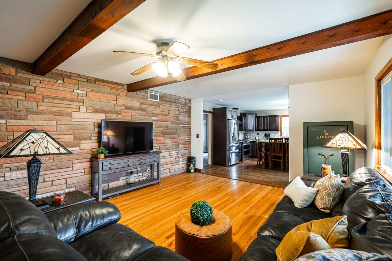 W179S6666 Ranch DRIVE