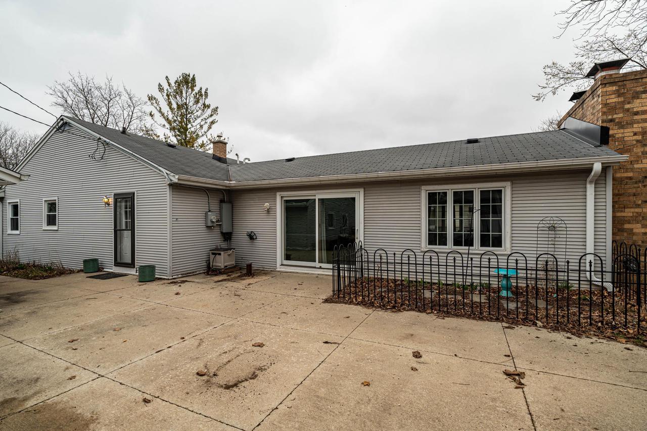 W179S6666 Ranch DRIVE