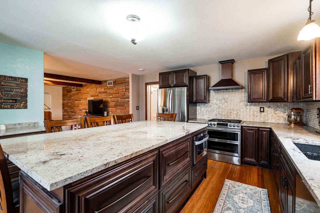 W179S6666 Ranch DRIVE