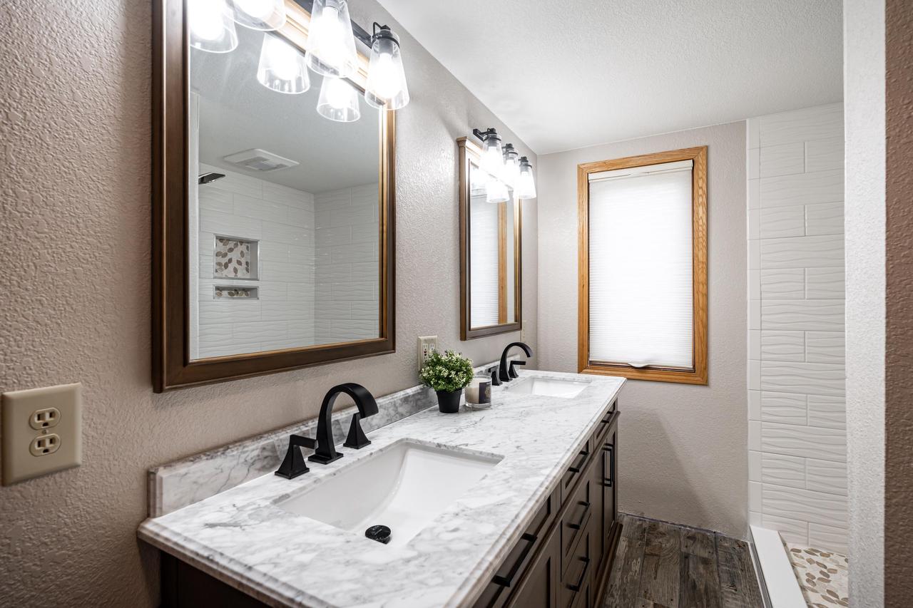 W179S6666 Ranch DRIVE