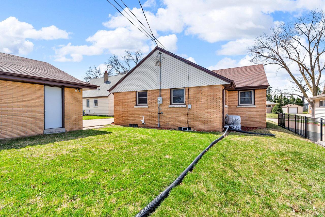 2870 South 103rd STREET