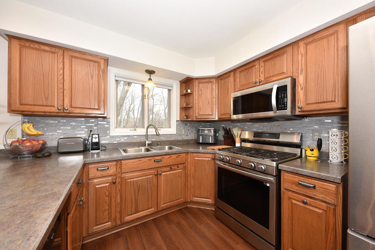 10300 West Rogers STREET