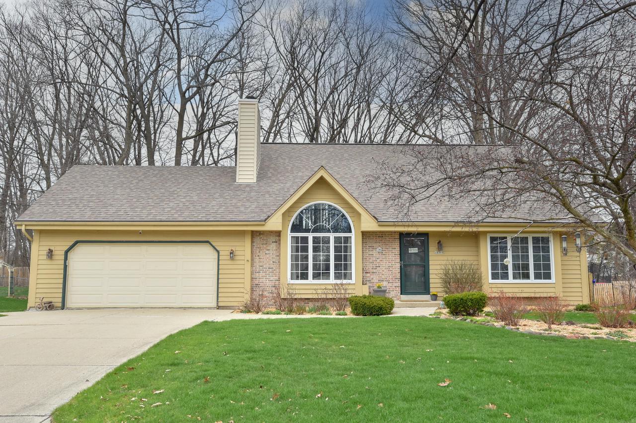 10300 West Rogers STREET