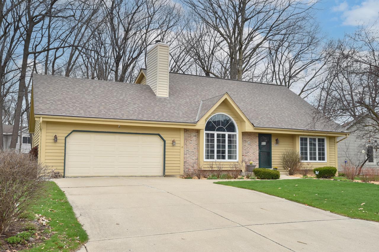 10300 West Rogers STREET