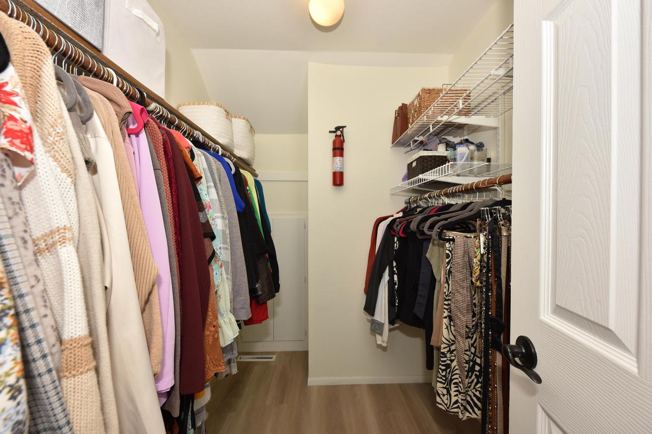 10300 West Rogers STREET