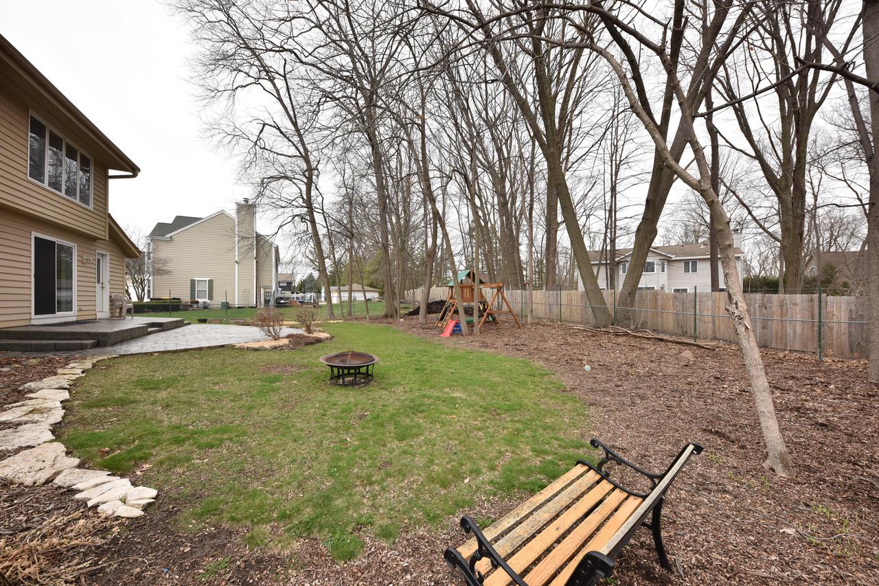 10300 West Rogers STREET