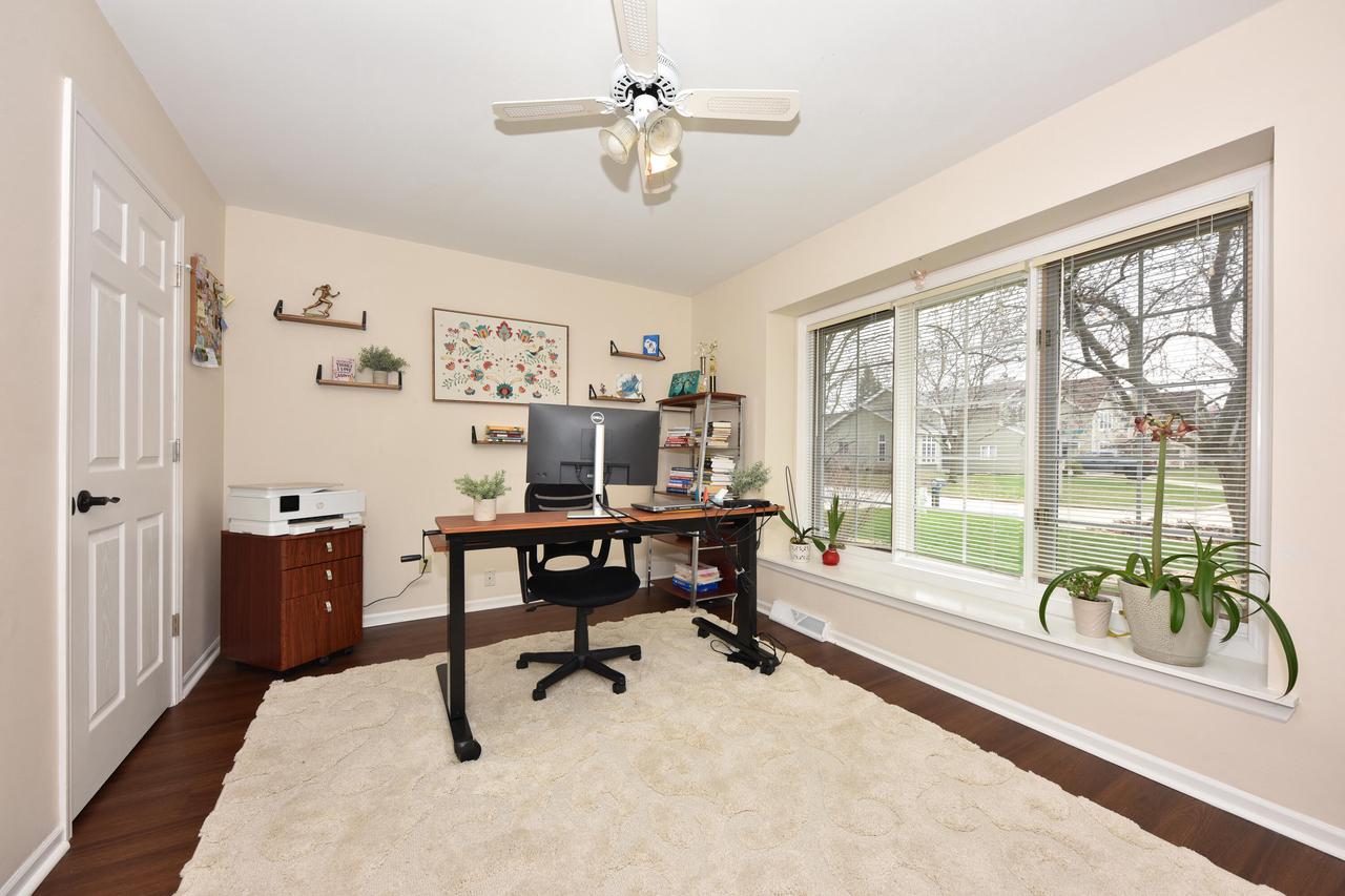 10300 West Rogers STREET