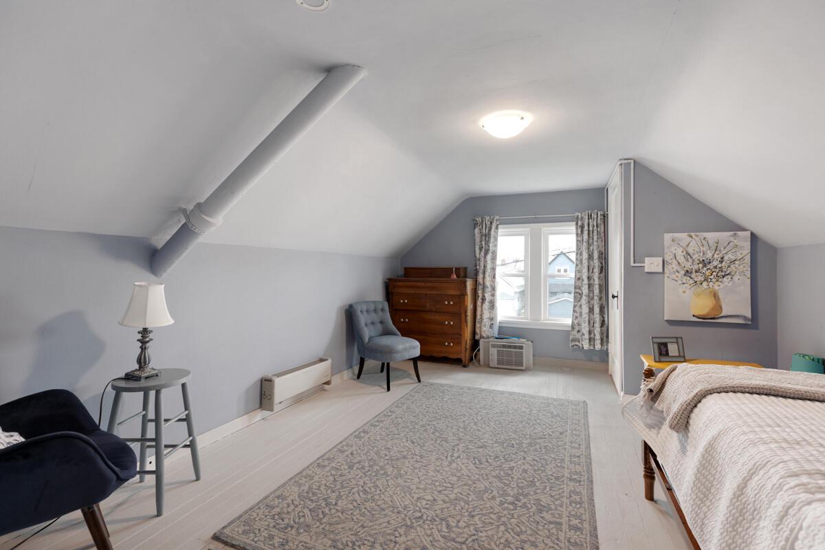 3272 South 15th PLACE