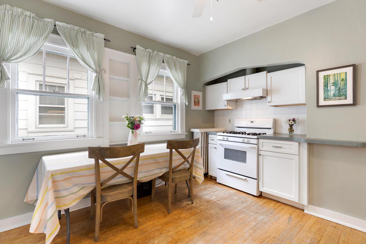 3272 South 15th PLACE