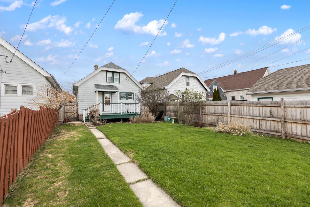 3272 South 15th PLACE